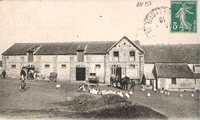La cour de la ferme de Marolles