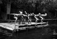 Départ d'une compétition de natation/dans la Seine à Physiopolis