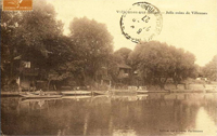 Maisons de pêcheurs (chemin de la Nourrée)/et leurs pontons sur la Seine