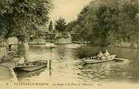 Canotage près du pont