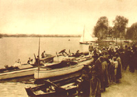 Régates sur la Seine/(photo d'un dépliant du Syndicat d'Initiative)