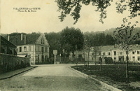 Le château de Villennes et la place de la Gare