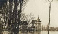 Deux villas envahies par la Seine