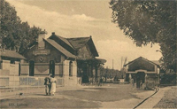La gare et la salle paroissiale