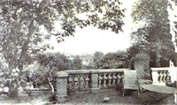 La terrasse de l'hostellerie de la Nourrée