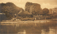 Le restaurant "Les Tilleuls", vu de la Seine