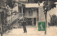 L'annexe et le garage/du restaurant Jallabert
