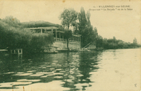 La terrasse du restaurant "La Pergola",/vue de la Seine