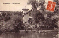 La villa "Les Charnettes", en bord de Seine/(chemin de la Nourrée)