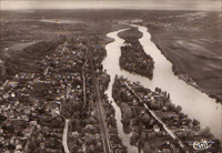 Vue aérienne de la Seine/(île de Villennes et 'île de Platais)