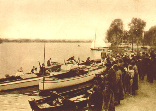 Régates du Syndicat d'Initiative sur la Seine.