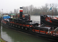Remorqueur à vapeur de Conflans-Sainte-Honorine.