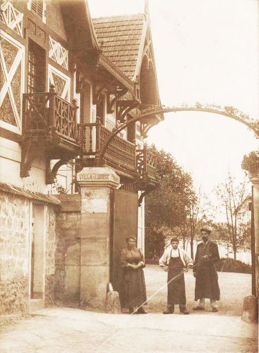 L'entrée de la Villa Louise