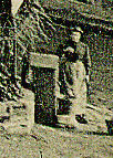 Agrandissement sur la borne-fontaine