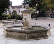 Fontaine de la place de l'Eglise