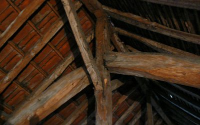 Charpente de la toiture de la ferme Lamiraux