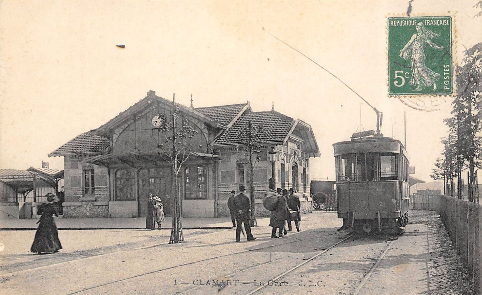 Façade de l'ancienne gare de Clamart