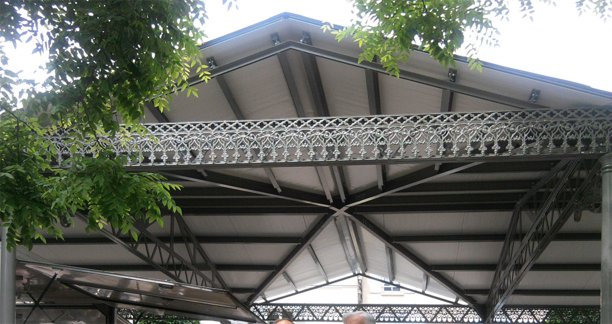 La halle du marché de Villennes