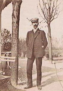 Homme à casquette au Riverside