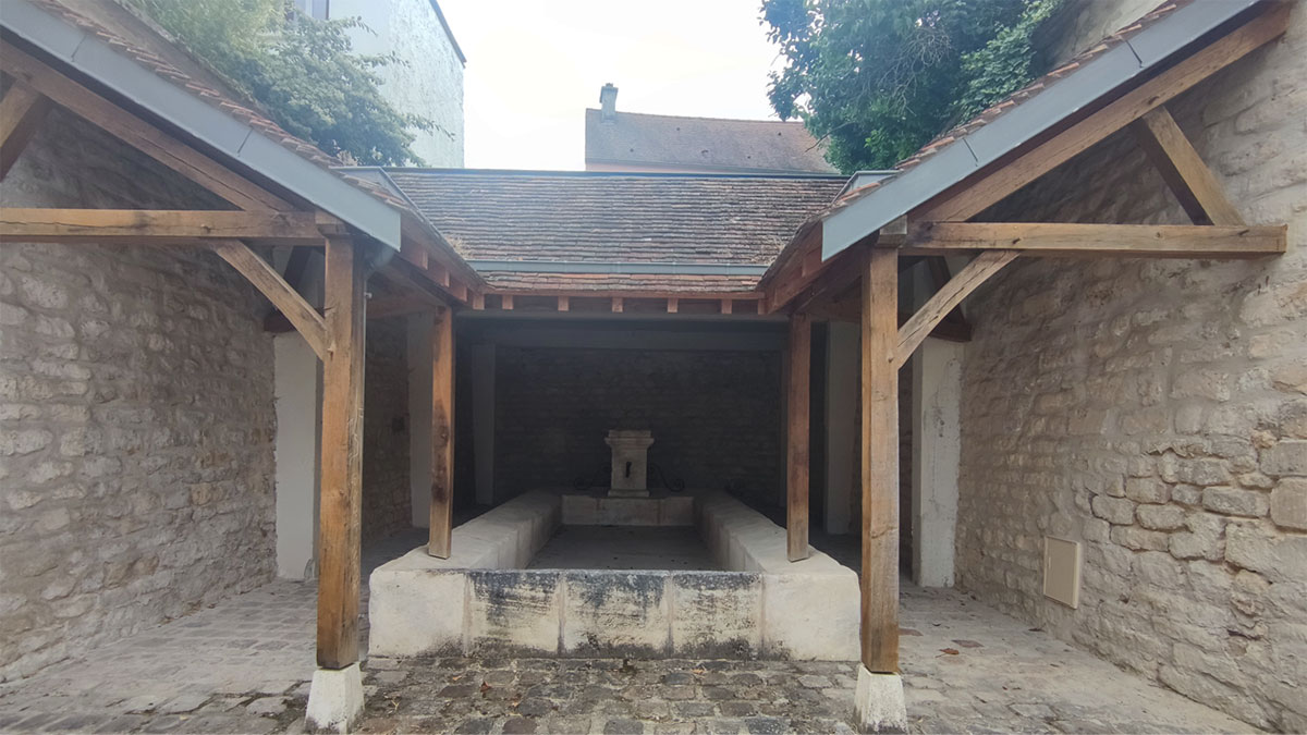 Evocation de l'ancien lavoir, reconstruit