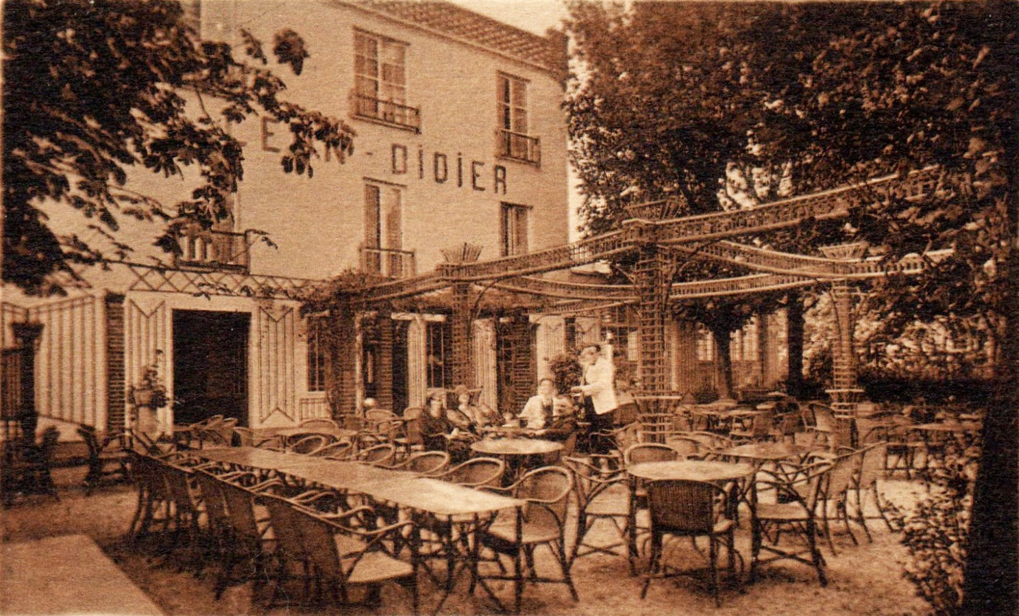 Restaurant de Léon Didier.