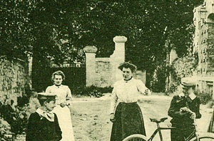 Le portail de l'île en 1910.