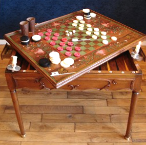 Table de jeu ancienne