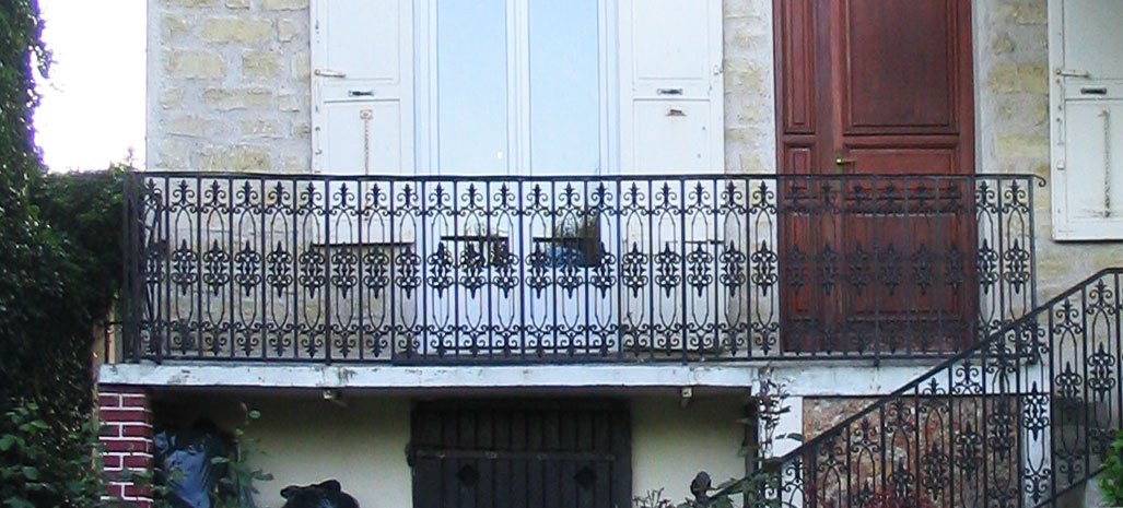 Grille de la villa Le Petit Clos